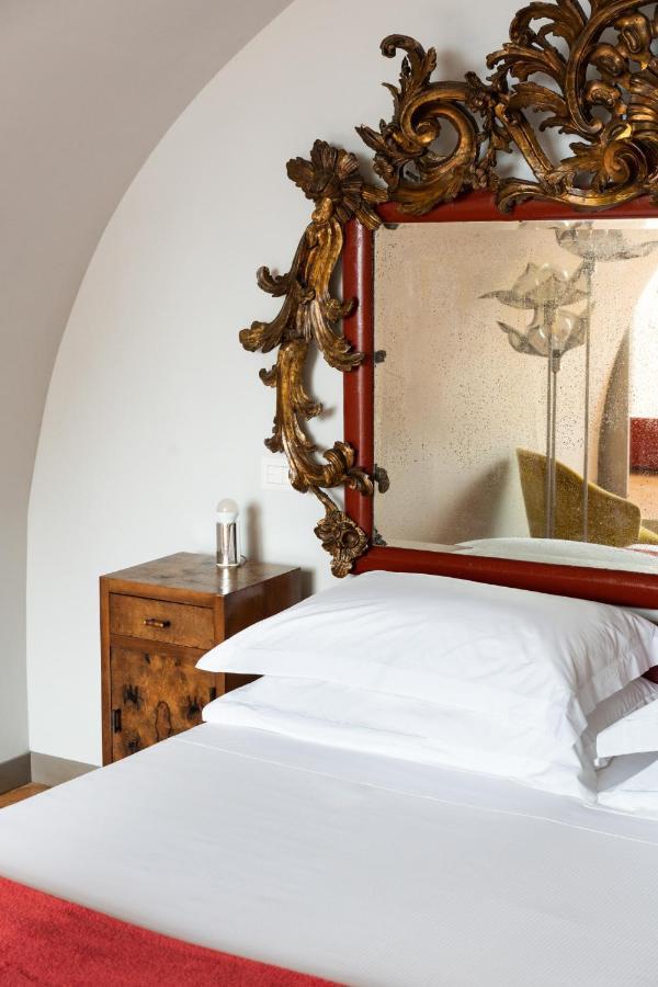 Deluxe Double Room with Terrace and Sea View,1038999910:JPEG